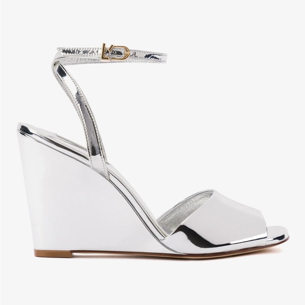 Larroudé Yves Wedge in Silver - Size 7